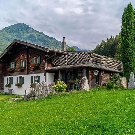 Rustic Farmhouse With Sauna In Bramberg Neukirchen am Grossvenediger Ngoại thất bức ảnh