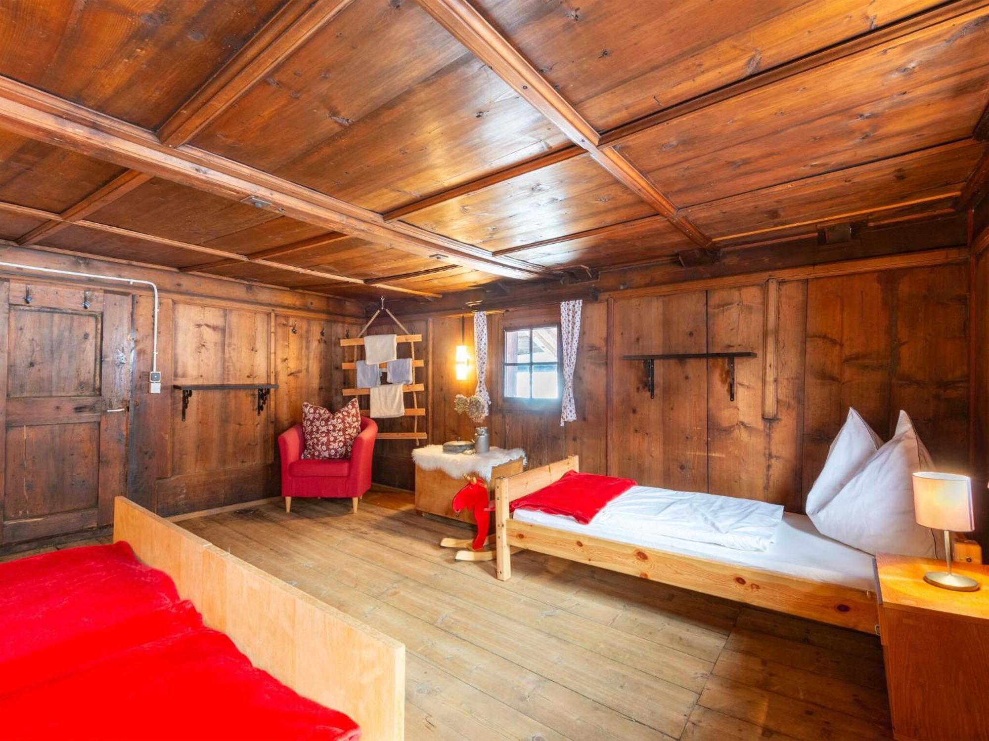 Rustic Farmhouse With Sauna In Bramberg Neukirchen am Grossvenediger Ngoại thất bức ảnh